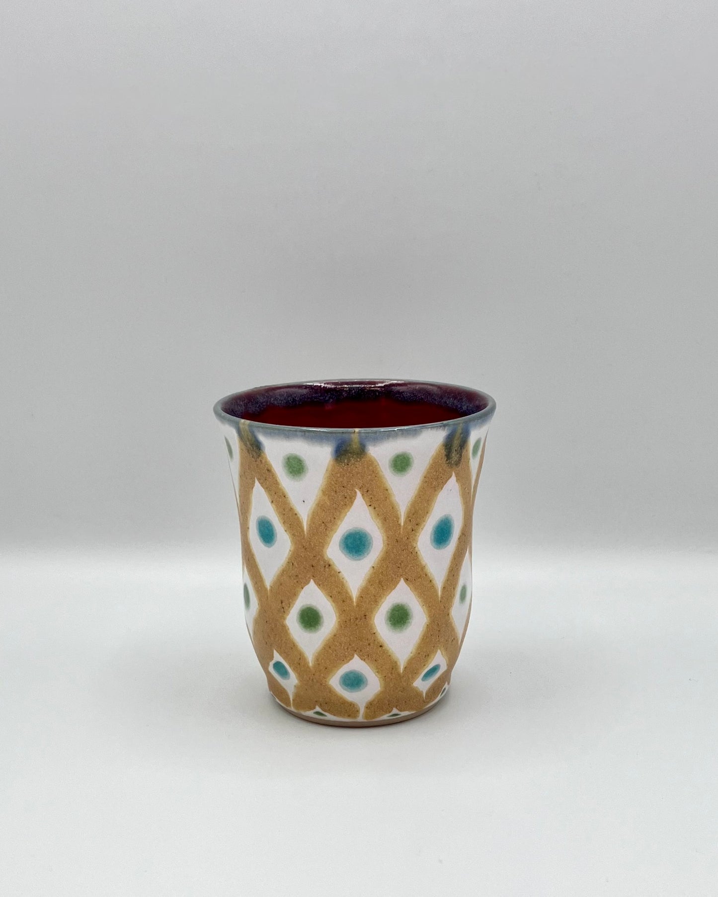 Ochre lattice cup
