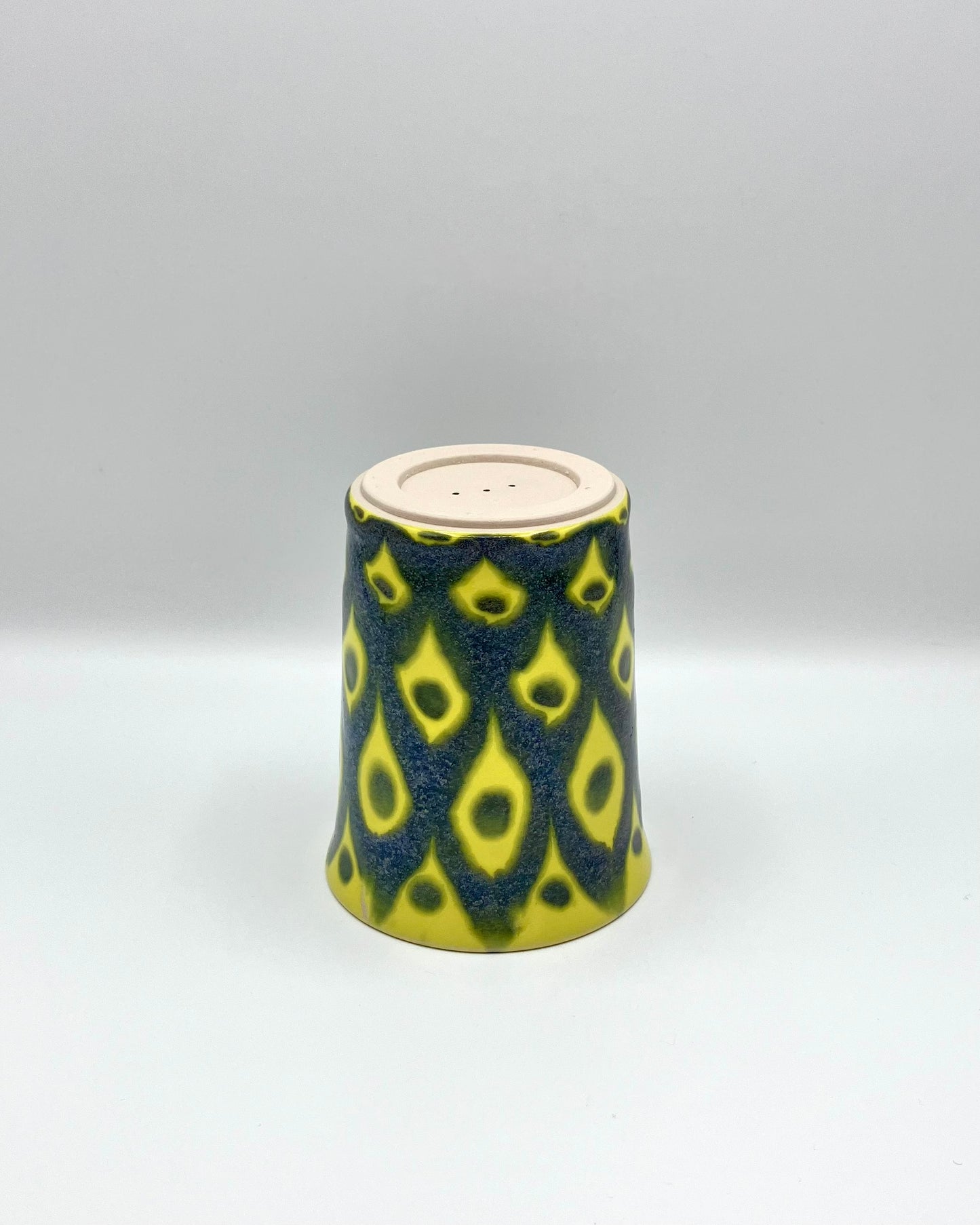 Blue lattice cup