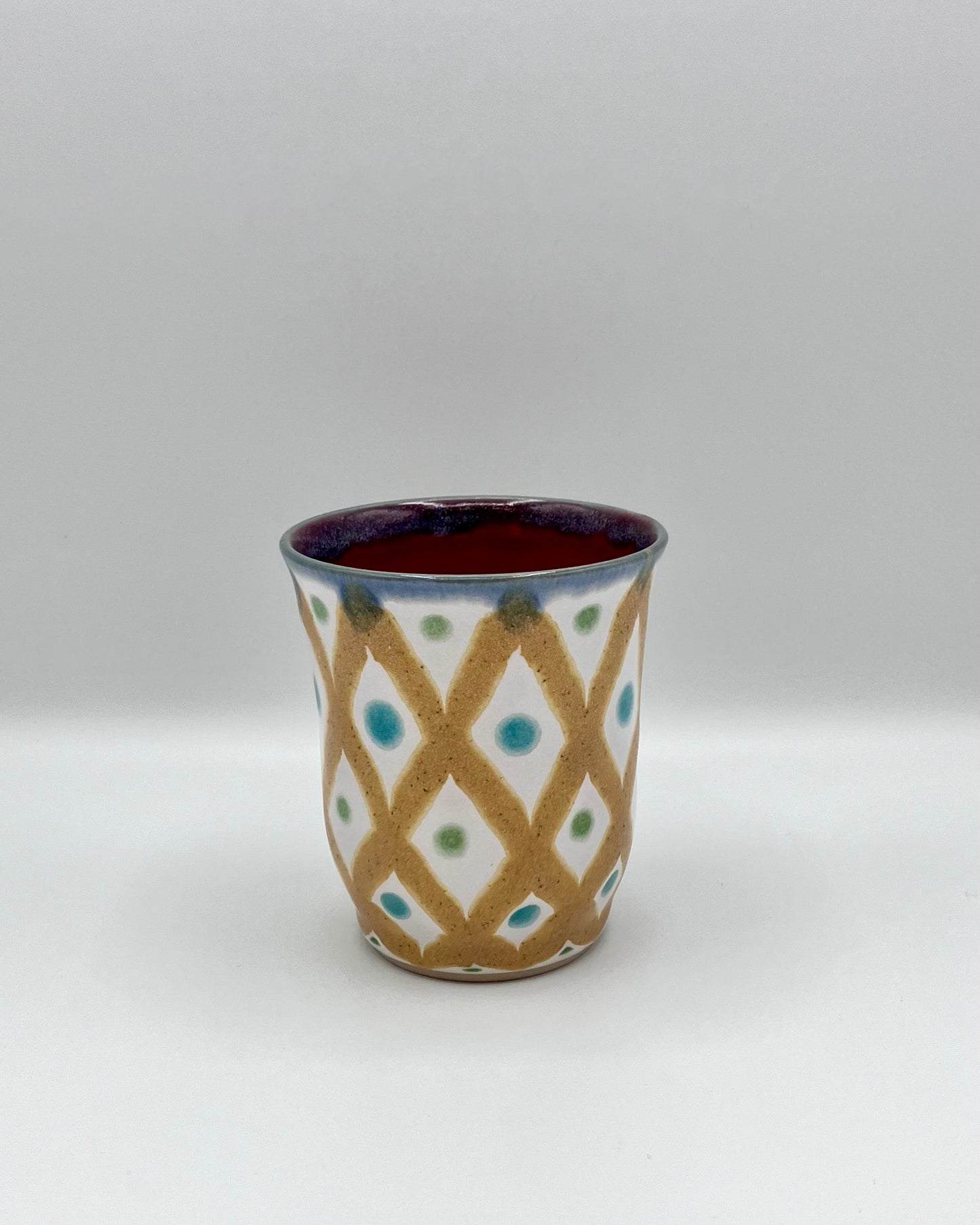 Ochre lattice cup