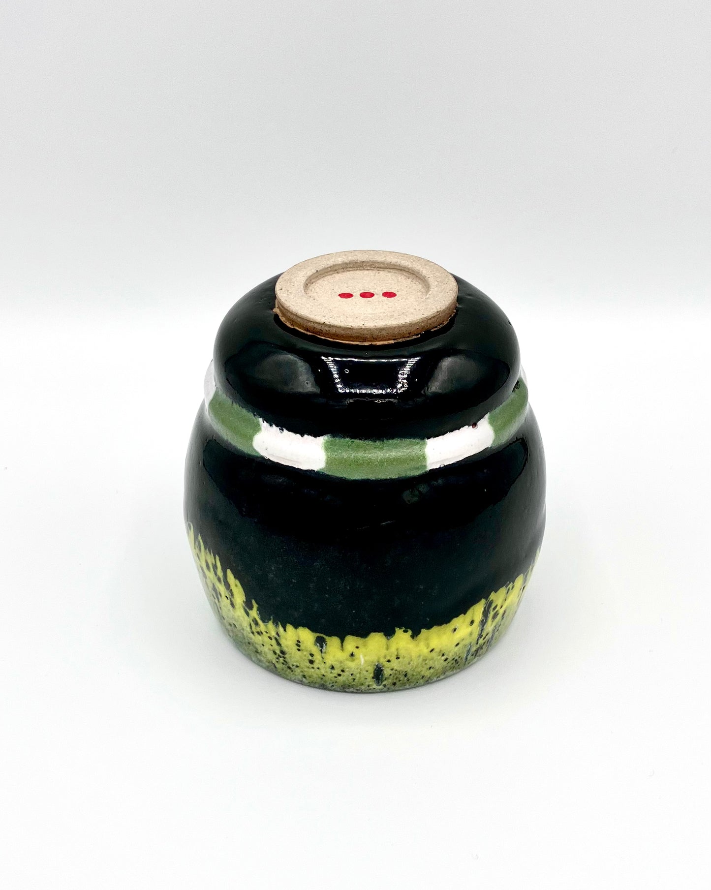 Running yellow belt cup