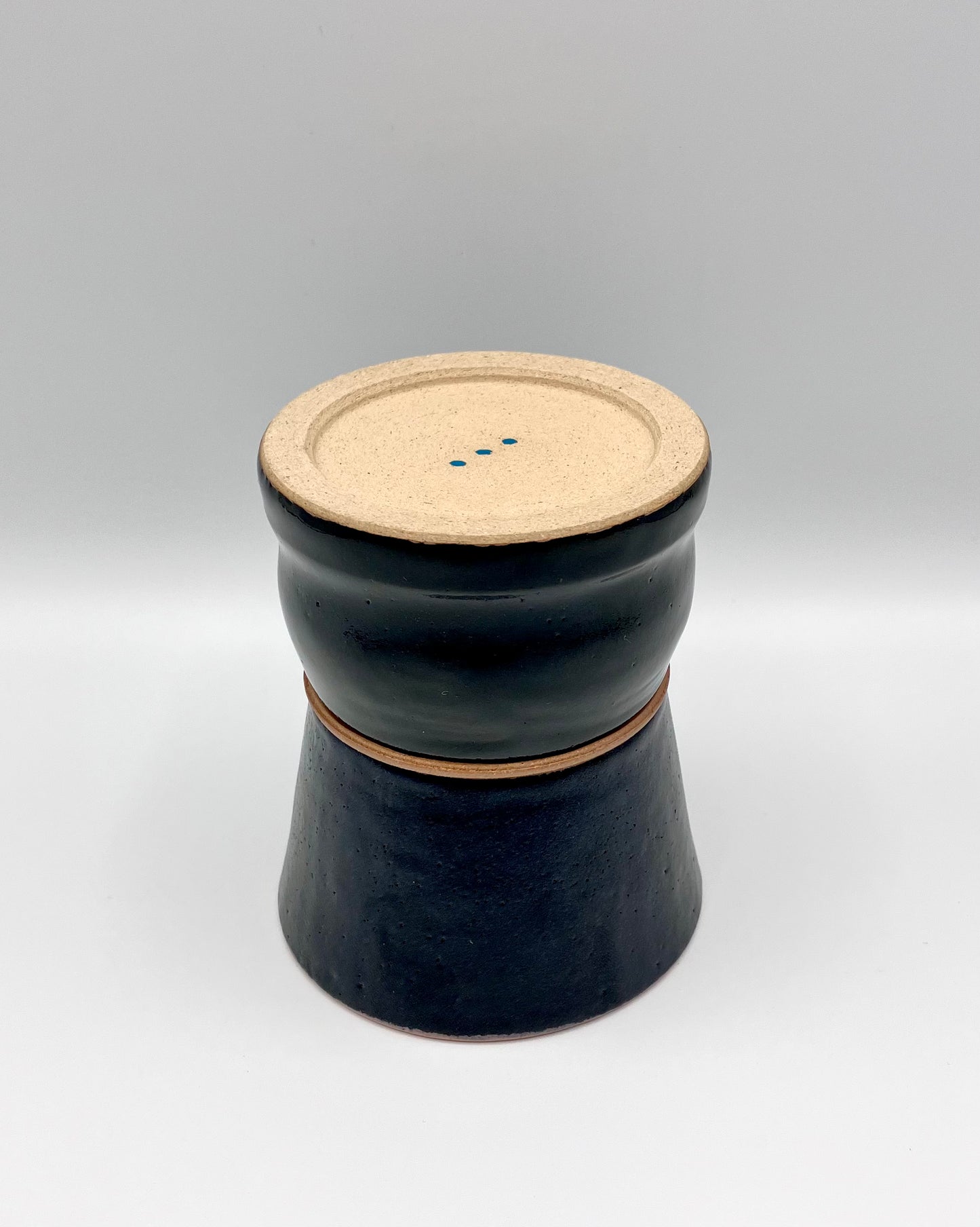 Black flute cup