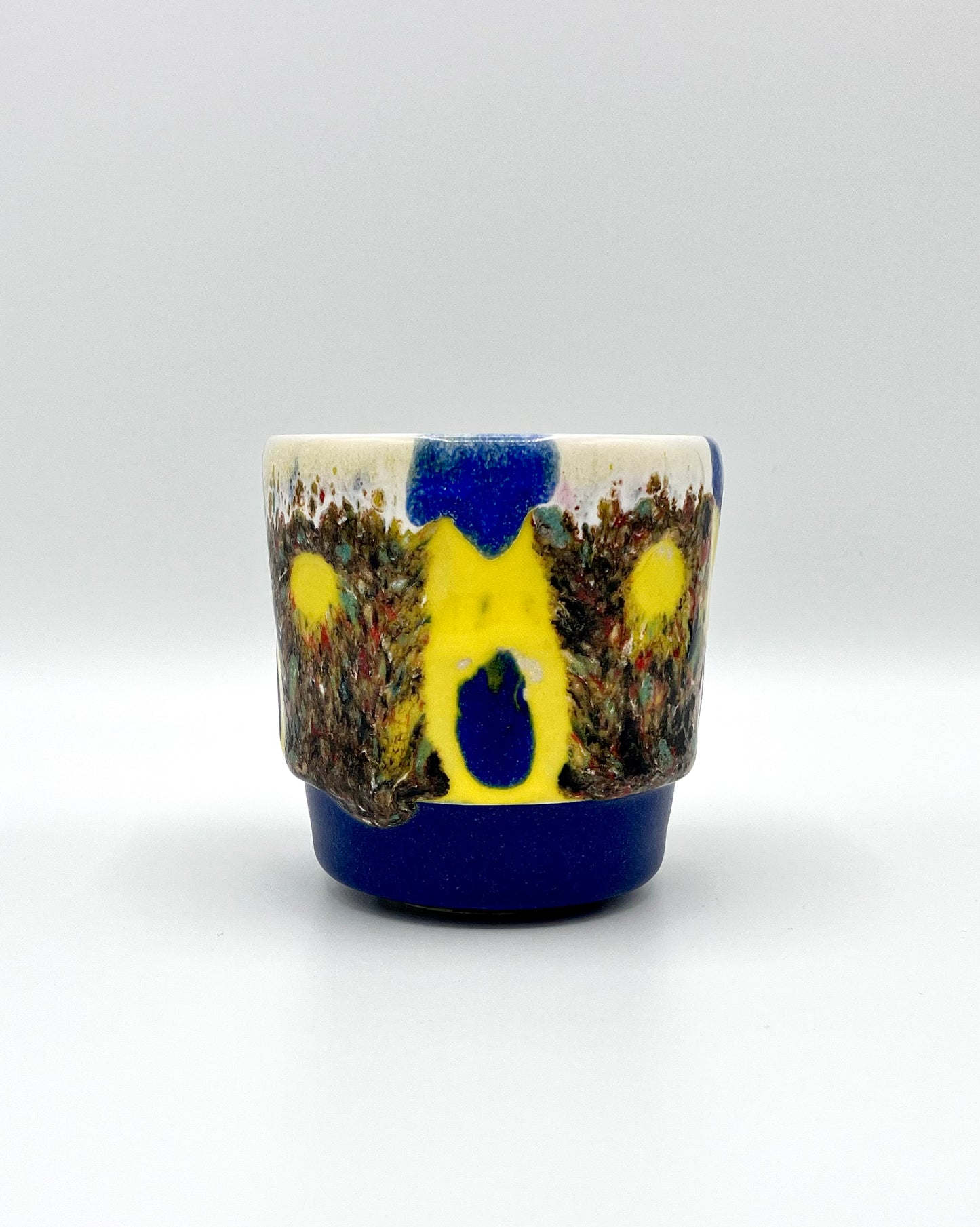Blue & yellow leftovers cup