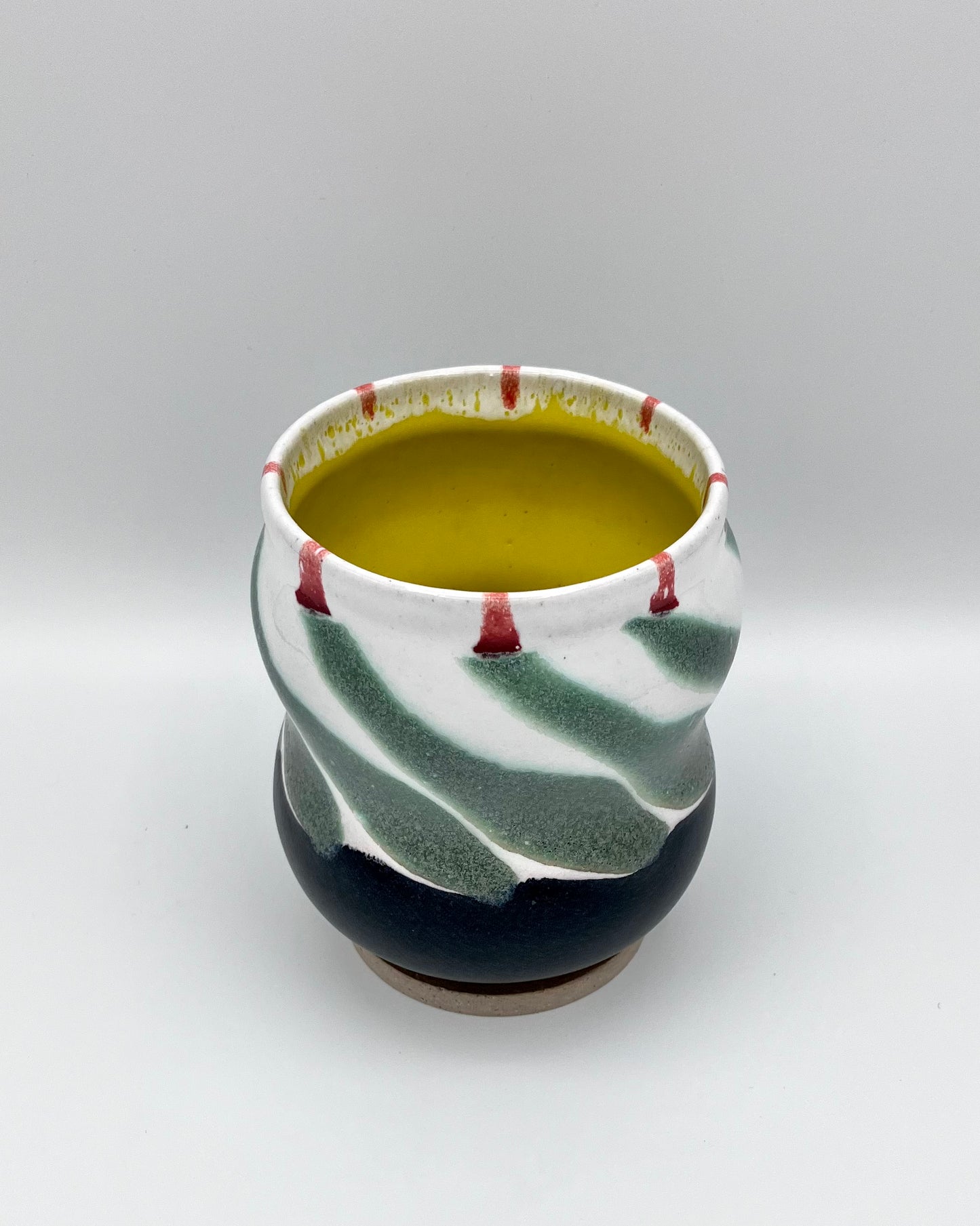 Green half lattice cup