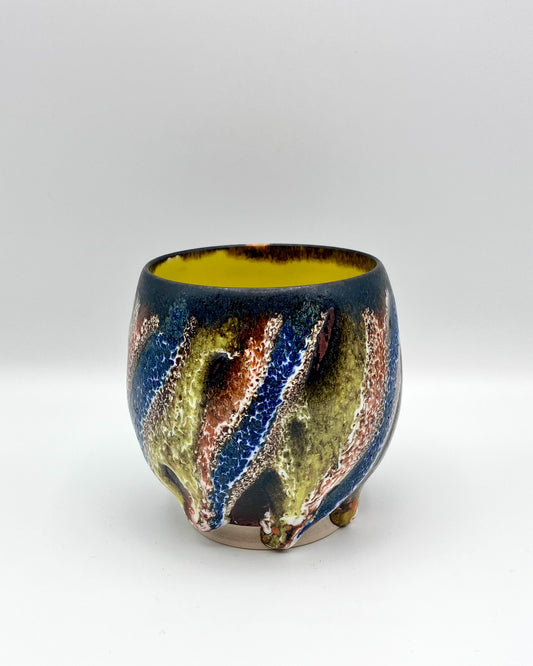 Swamp twist cup